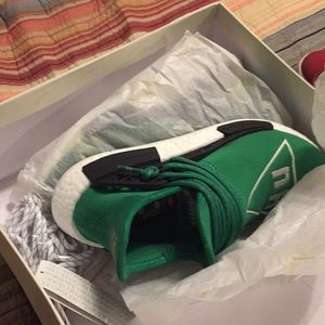 PW Human Race Green